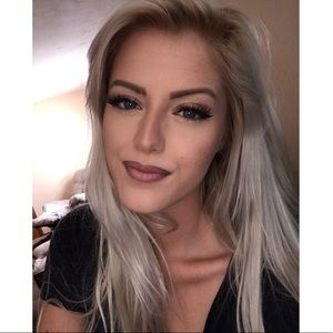 Meet your Posher 🌸😊 My names Megan! 💕